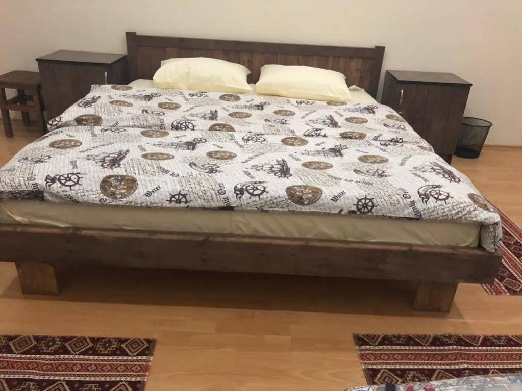 Capital Hostel Baku Eksteriør billede